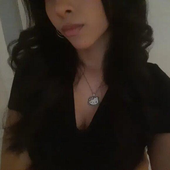 Hello Kitty necklace - Picture 4 of 9